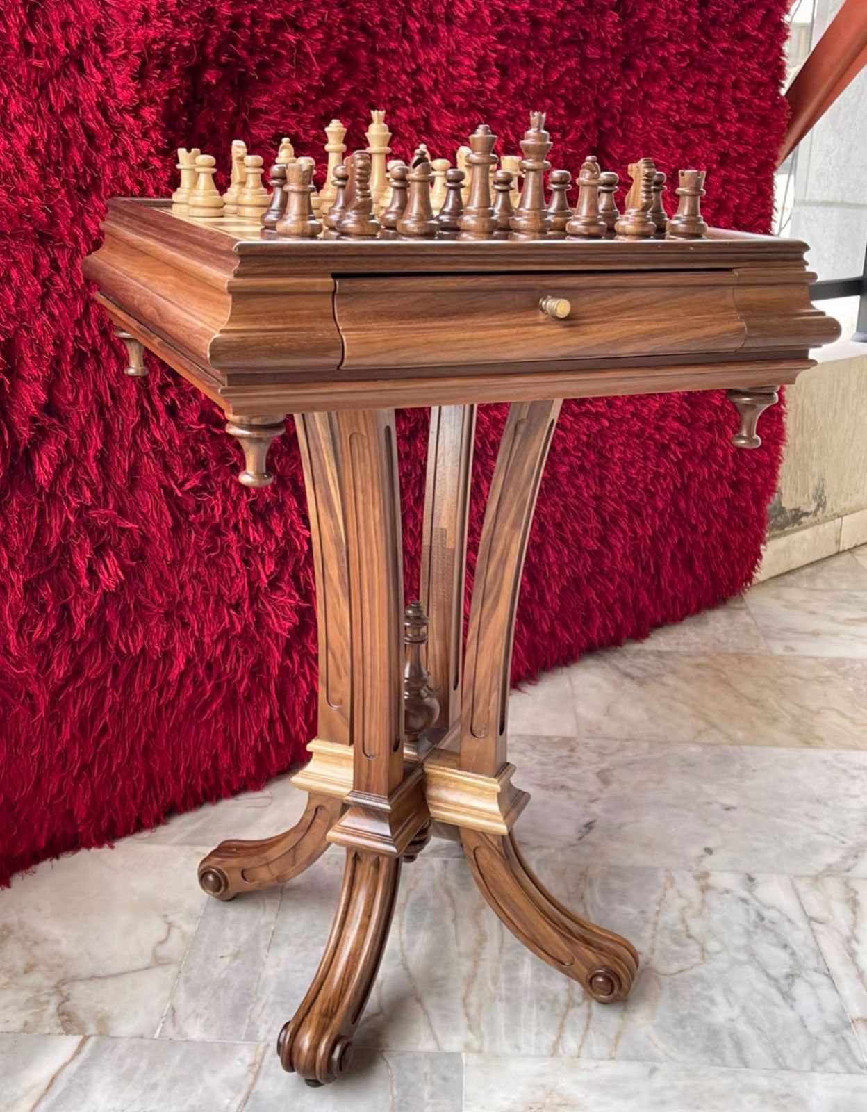 Queen's gambit royale