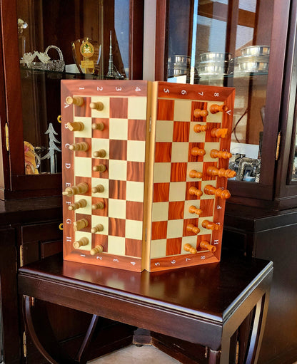 The Voyager Magnetic Chess Board