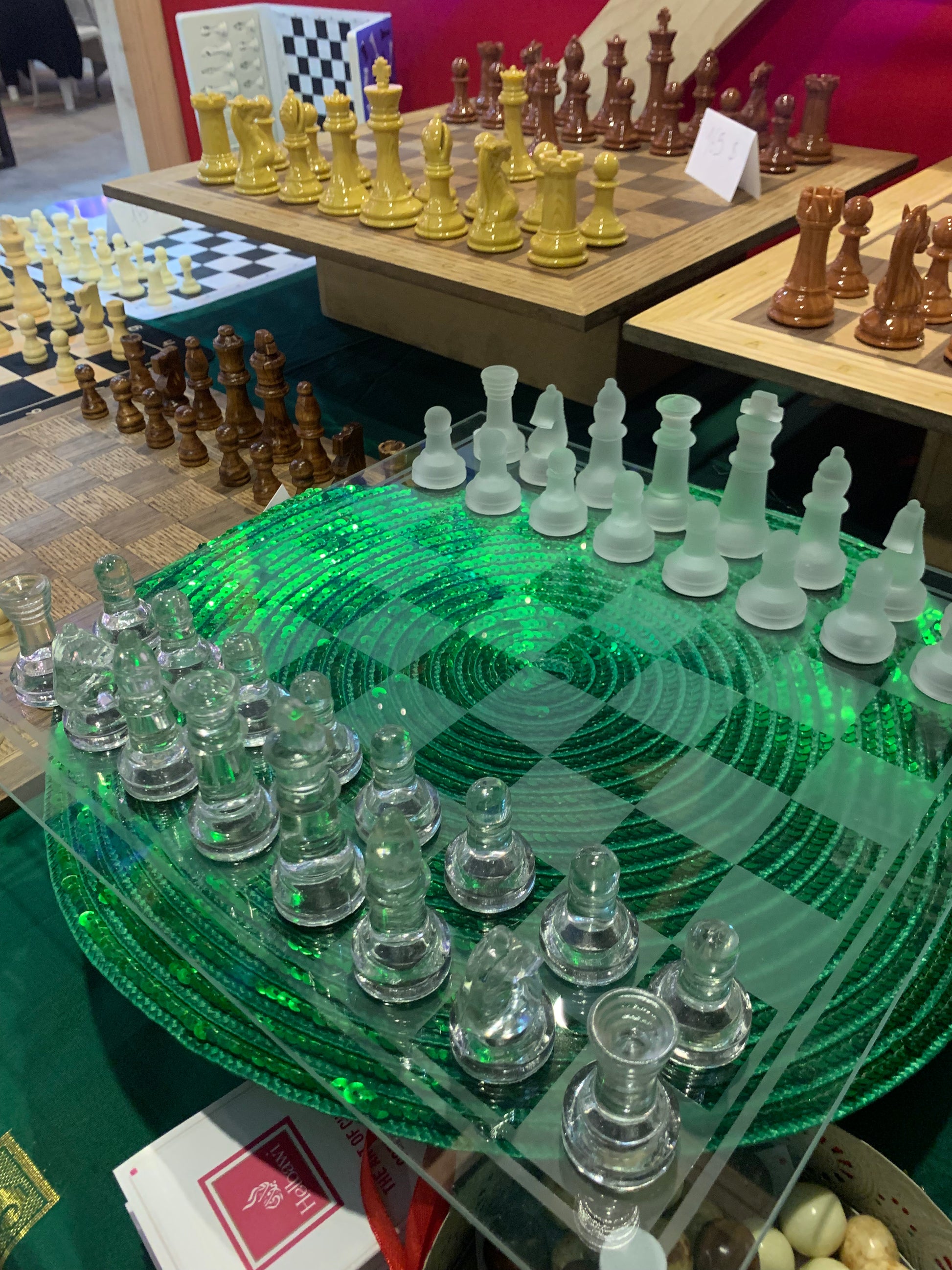 Glass Chess – chessleb